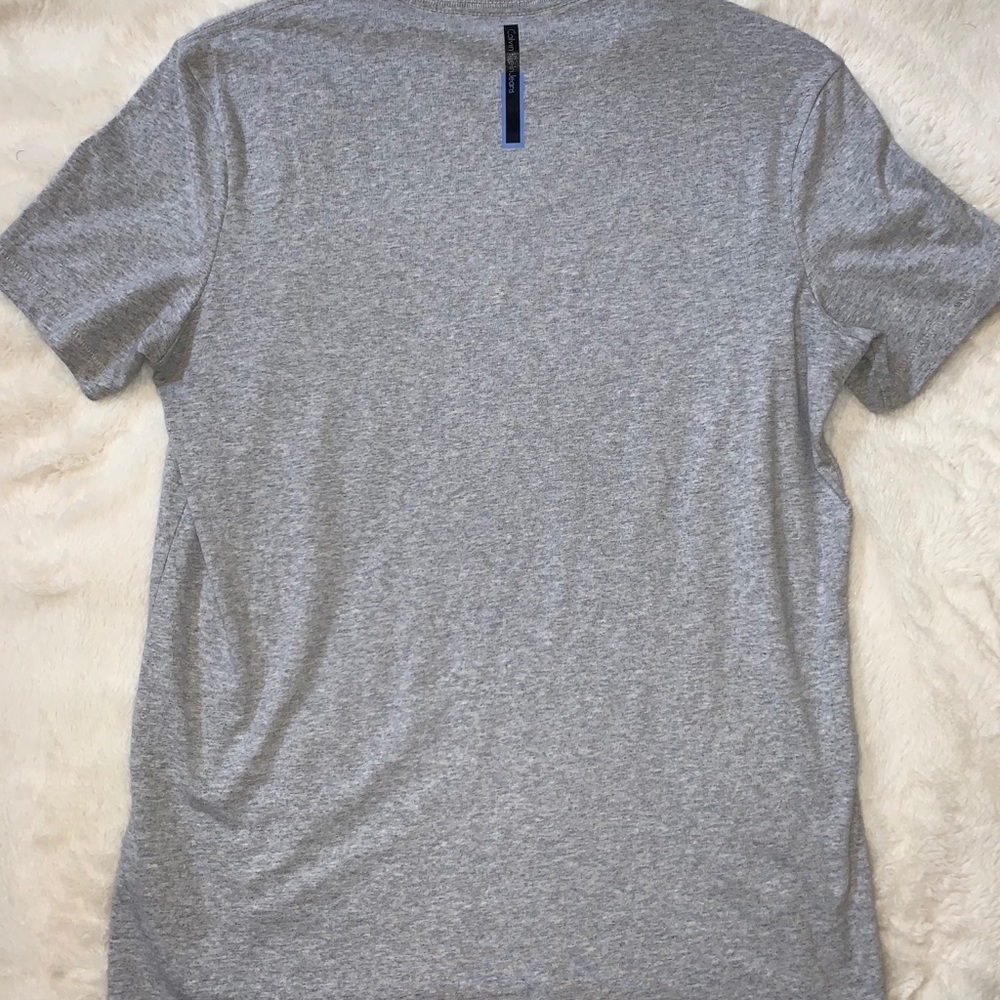 T-shirt - Picture 2 of 2